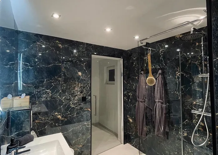 Frühstückspension Charnel - Bora Bora Lüttich