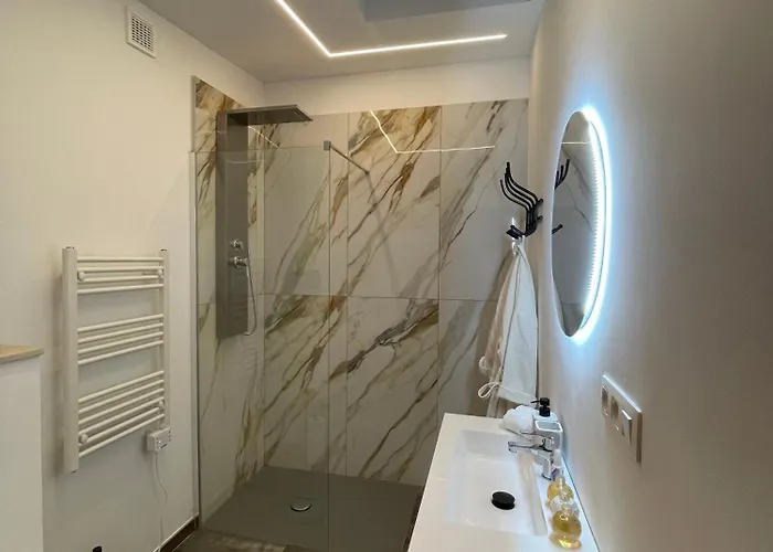 Charnel - Bora Bora 3* Lüttich